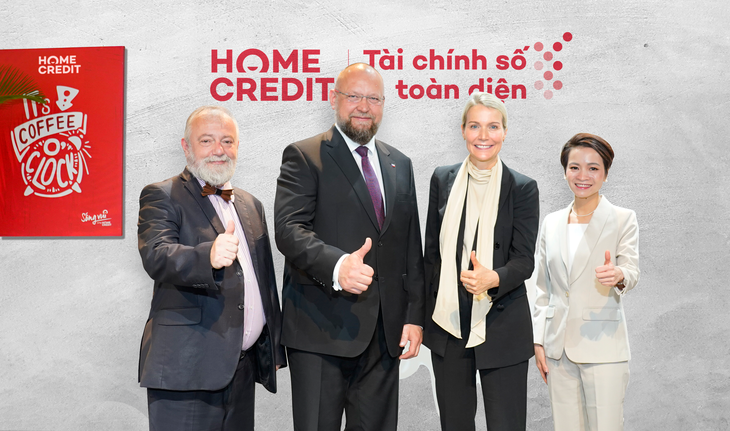 Lãnh đạo cấp cao Cộng hòa Czech gặp gỡ Home Credit Việt Nam