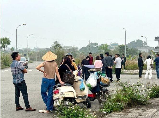 Nguyên nhân bất động sản nhiều địa phương bỗng 'nóng hầm hập'