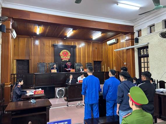 Phá đường dây mua bán tài khoản ngân hàng để rửa 160 tỷ đồng