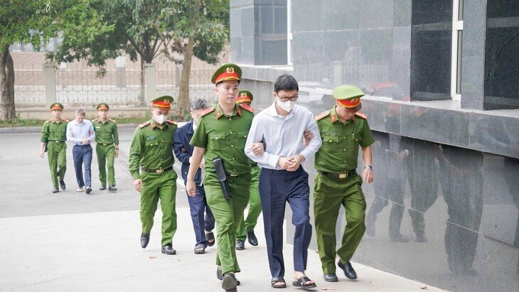 Ông Trịnh Văn Quyết bệnh nặng nguy cơ tử vong cao, xin xét xử vắng mặt hoặc hoãn phiên tòa