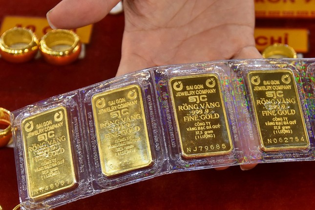 Vàng trong nước chênh cao so với thế giới, Ngân hàng Nhà nước nói gì?