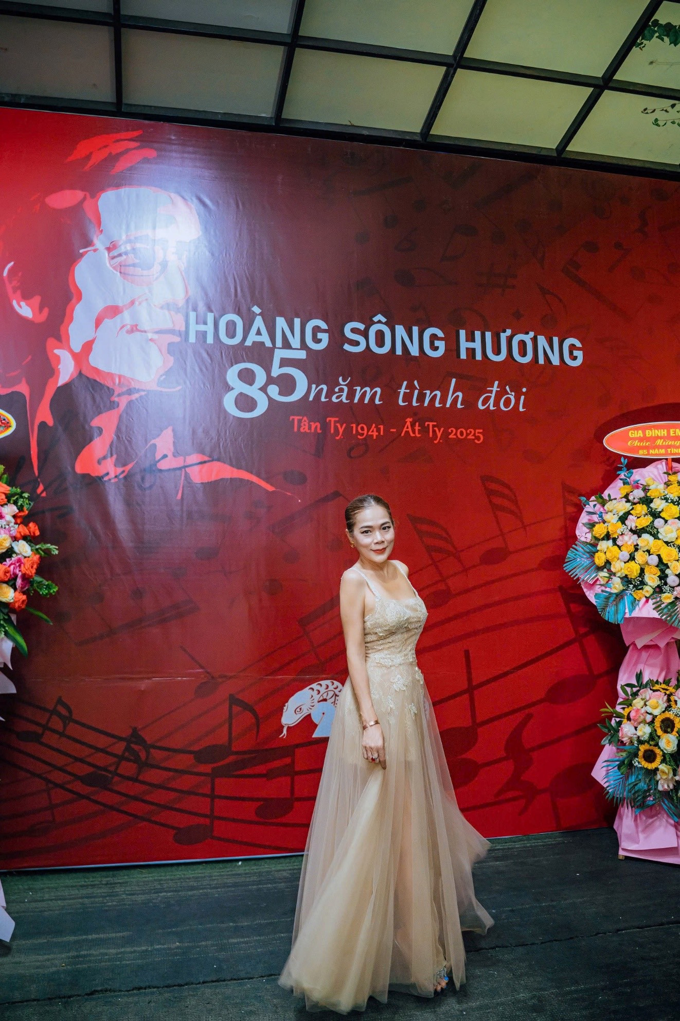 Ca sĩ Mỹ Lệ mở đêm nhạc tri ân cha - nhạc sĩ Hoàng Sông Hương