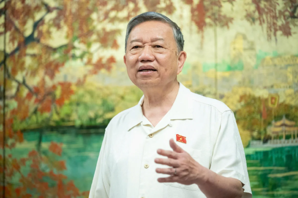 ‘Ngân hàng được cấp phép hoạt động, nếu đổ vỡ thì không thể vô trách nhiệm với dân’