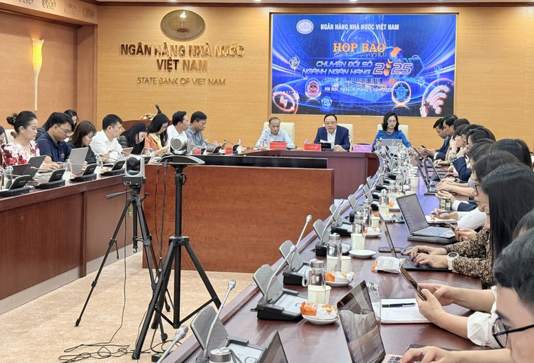 Chuyển đổi số ngân hàng 2025: Kết nối dữ liệu, an toàn giao dịch