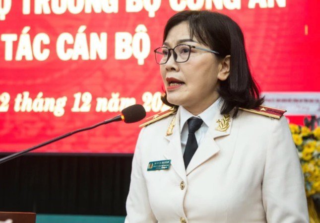 Bộ trưởng Công an ký quyết định nghỉ hưu với Thiếu tướng Nguyễn Thị Xuân