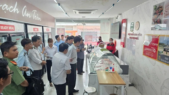 Đồng loạt kiểm tra các cửa hàng, lò mổ liên quan C.P. Việt Nam
