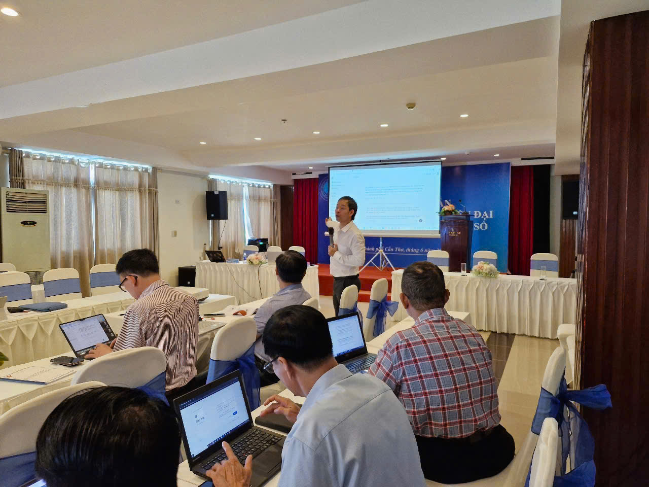 Học viện Tư pháp đã tổ chức Hội nghị “Phương pháp giảng dạy hiện đại đáp ứng yêu cầu chuyển đổi số”