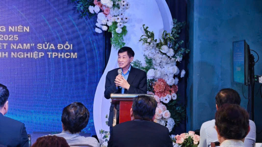 ong-johnathan-hanh-nguyen-chu-tich-tap-doan-lien-thai-binh-duong-ippg-phat-bieu-tai-hoi-nghi-1758415901.jpg