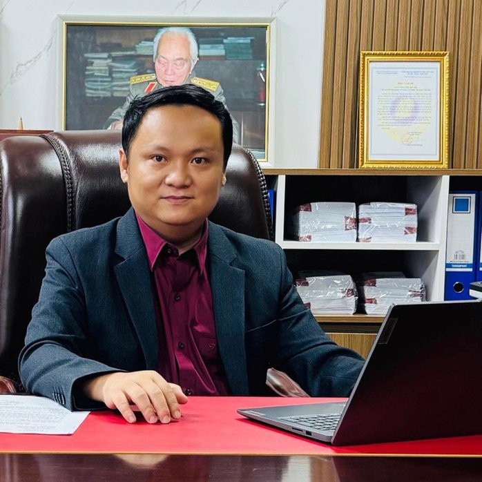 luat-su-tran-van-tuan-giam-doc-cong-ty-tnhh-luat-nhat-viet-1773889643.jpg