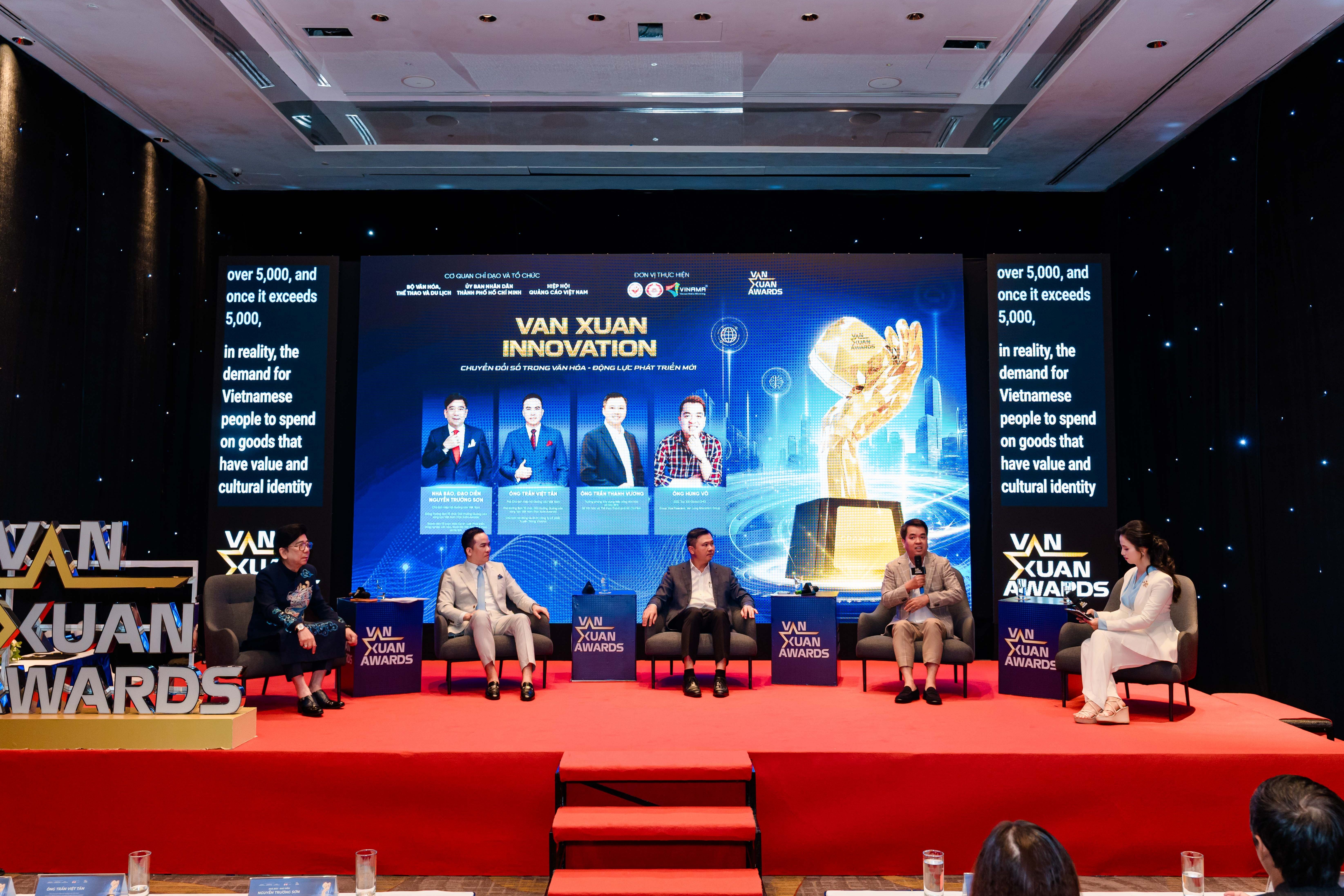 panel-discussion-1786689736.jpg