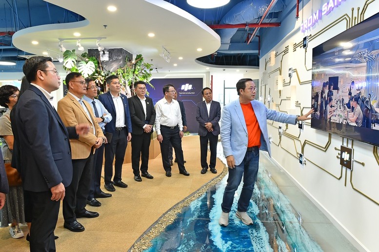 vn-1787876768.jpg