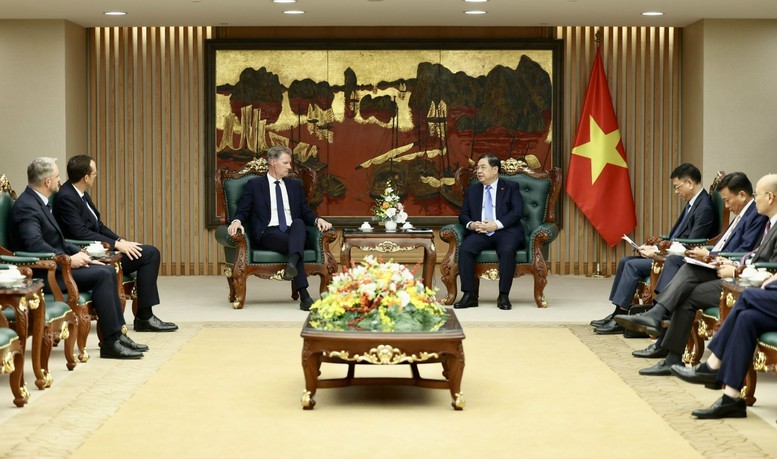 ptt1-1791594271.jpg