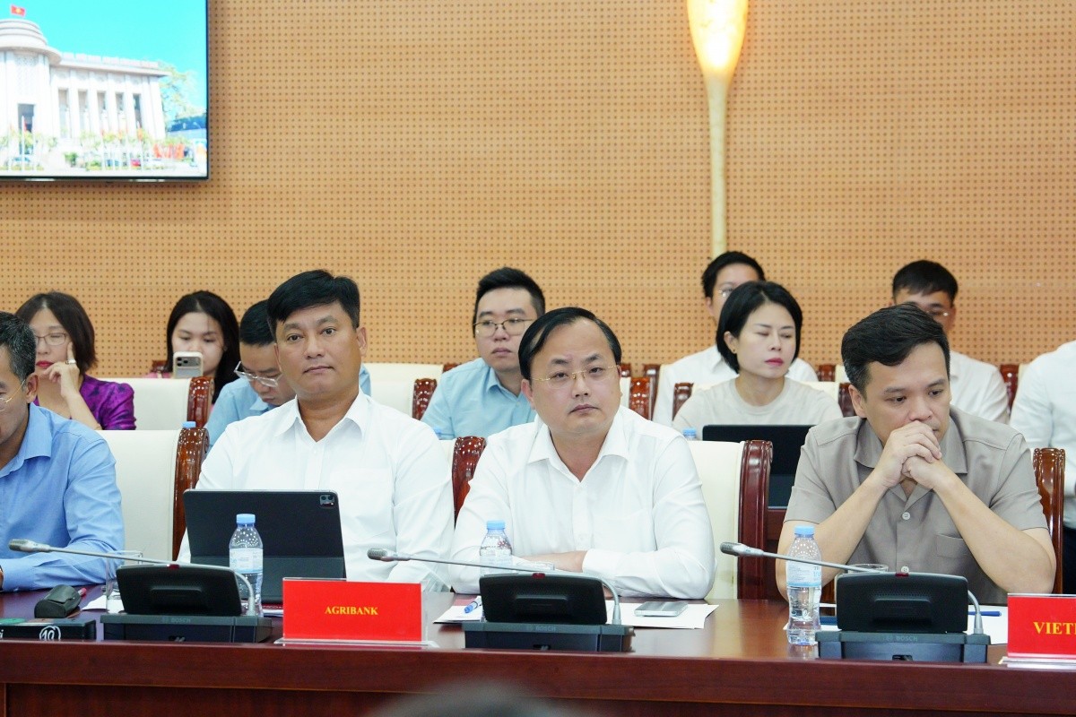 nh-1792454380.jpg