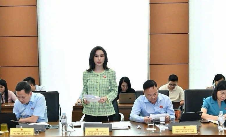 ht-1792553836.jpg
