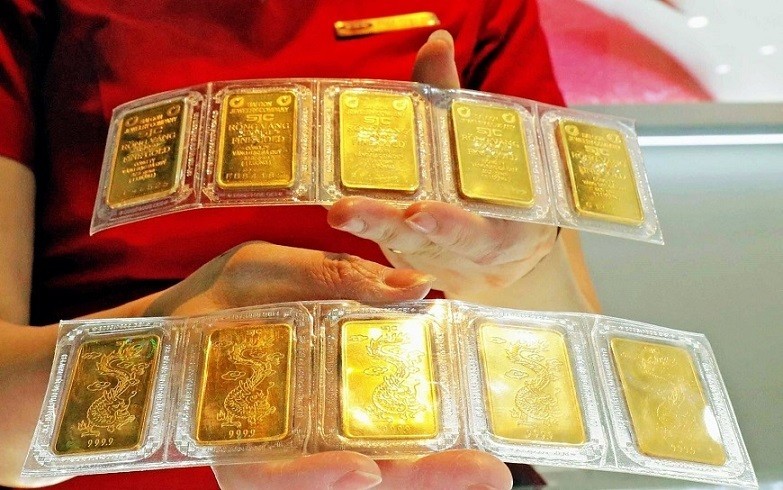 gia-vang-hom-nay-trong-nuoc-ha-nhiet-the-gioi-di-ngang-doanh-nghiep-san-sang-cho-thay-doi-lon-1757978440.jpg