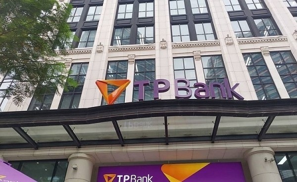 ngan-hang-tpbank-bi-tuyt-coi-vi-dung-chieu-tro-de-cau-khach-mua-vang-1758700444.jpg