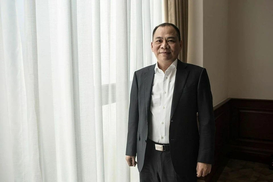 ong-pham-nhat-vuong-vua-co-them-12-ty-usd-chi-sau-mot-ngay-1758885403.jpg