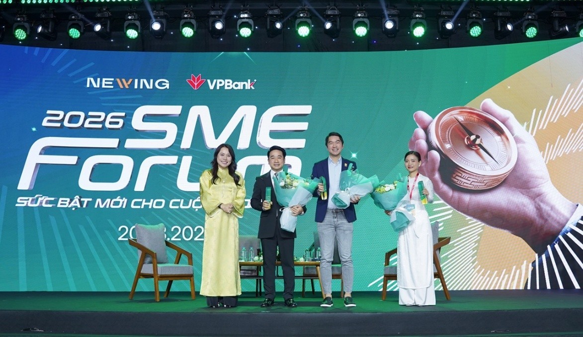 sme-forum-2026-khi-chuyen-giao-the-he-va-ban-linh-lanh-dao-quyet-dinh-tuong-lai-doanh-nghiep-1774318103.jpg
