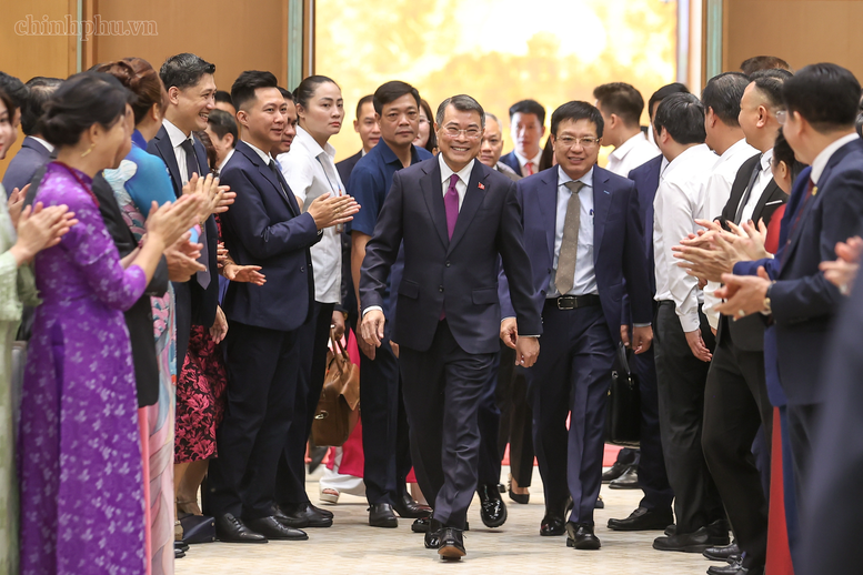 thu-tuong-kien-nghi-cua-doanh-nghiep-phai-duoc-xu-ly-den-cung-va-tat-ca-cau-tra-loi-phai-duoc-cong-khai-1784374093.png