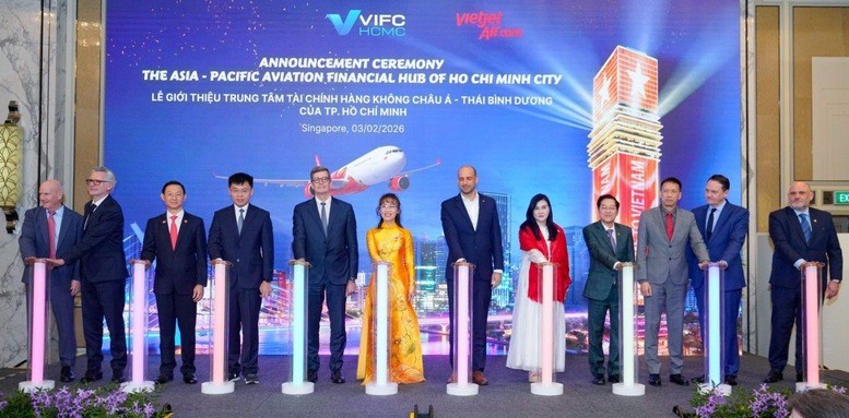 vietjet-2-lan-duoc-vinh-danh-dau-an-thuong-hieu-viet-huong-den-tang-truong-xanh-1786319611.jpg