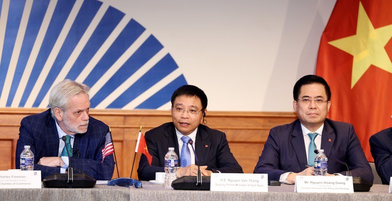 pho-thu-tuong-nguyen-van-thang-mo-ra-cac-co-hoi-hop-tac-moi-giua-doanh-nghiep-viet-nam-va-hoa-ky-1787965104.jpg