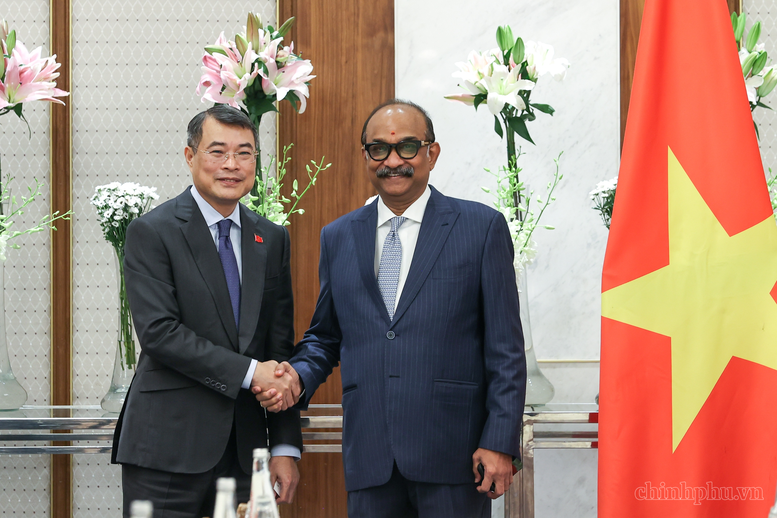 tap-doan-an-do-mong-muon-dau-tu-ha-tang-san-bay-va-hang-khong-tai-viet-nam-1789258676.png