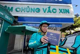 Green SM và Long Châu triển khai giao hàng bằng xe máy điện tại hơn 1.500 nhà thuốc