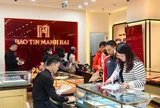Giá vàng hôm nay 13/8: Thế giới phá đỉnh, trong nước chờ đột biến