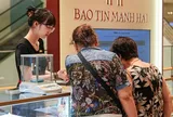 Giá vàng hôm nay 8/10: Thế giới căng thẳng, giá vàng đối mặt triển vọng xấu