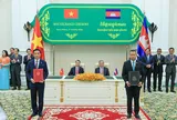 Việt Nam, Campuchia trao đổi nhiều văn kiện hợp tác quan trọng