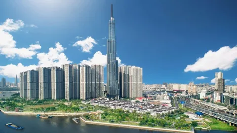 Vingroup khởi kiện 68 tổ chức, cá nhân đưa thông tin sai sự thật về tập đoàn