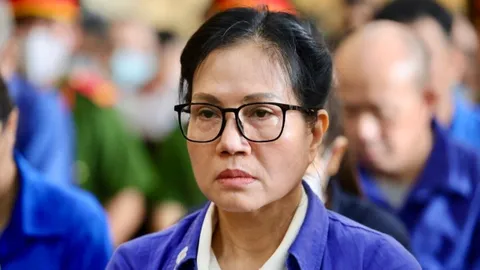 Cựu Tổng giám đốc SJC Lê Thúy Hằng bị tuyên án 25 năm tù