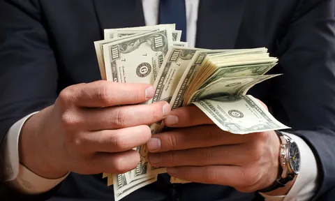 Hóa ra người giỏi kiếm tiền có 3 đặc điểm này, ai có 1 thôi về sau đã giàu có