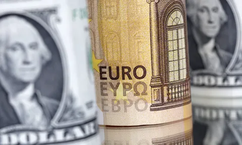Đồng USD có thể đạt mức ngang giá với euro trong năm 2025