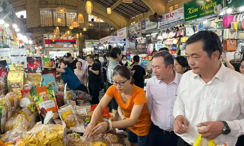 Tăng cường khuyến mãi, giảm giá kích cầu tiêu dùng dịp Tết Nguyên đán