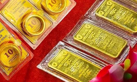 Người mua vàng lỗ nặng dù giá vàng đạt đỉnh nhờ hiệu ứng ‘ngày vía Thần tài’