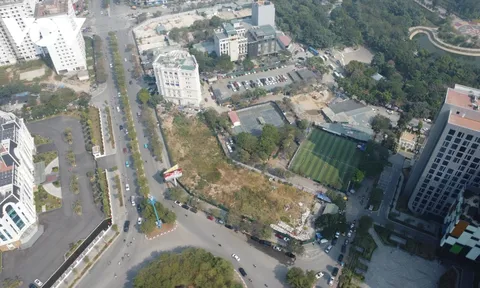 Vietcombank “ôm đất vàng” nhiều năm bỏ hoang