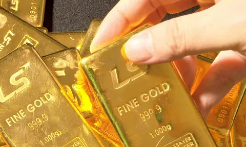 Giá vàng hôm nay 6/3/2025: Giá vàng nhẫn 'lấp lánh', cao hơn cả SJC