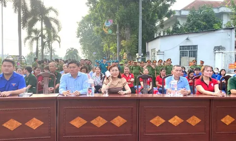 Ra quân thi đua 50 ngày đêm lập thành tích chào mừng kỉ niệm các ngày lễ lớn