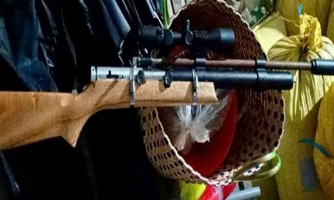Bắt Trương Vô Kỵ vì rao bán súng tự chế