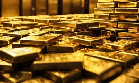 Giá vàng hôm nay 23/4/2025: Giá vàng SJC tăng 'thần tốc', lên mức cao nhất mọi thời đại