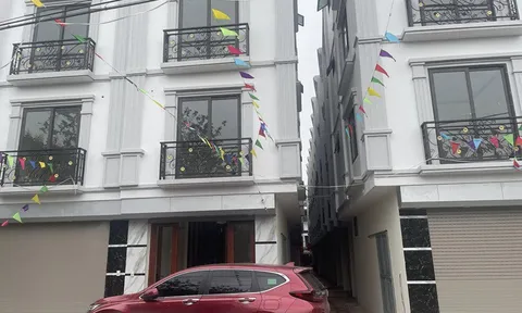 Người mua choáng váng khi nhà đất tăng cả trăm triệu đồng mỗi căn