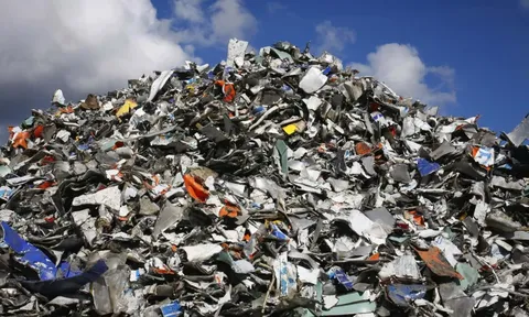 Đào vàng trong đống rác thải: Kho báu 390.000 tỷ đồng bị lãng quên