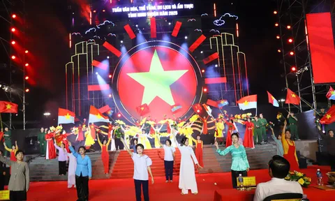 Ninh Thuận: Sôi nỗi các hoạt động dịp lễ 30/4 và 1/5/2025