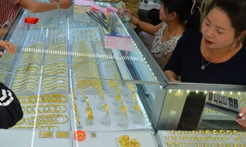 Giá vàng hôm nay, 16-5: Bật tăng mạnh mẽ