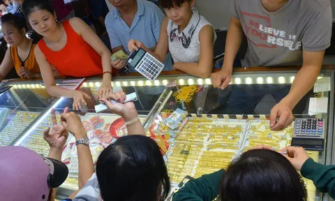 Giá vàng hôm nay, 21-5: Tiếp tục tăng mạnh