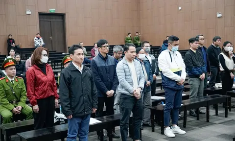 Bốn bị cáo vụ chuyến bay giải cứu giai đoạn 2 cùng từ chối luật sư chỉ định