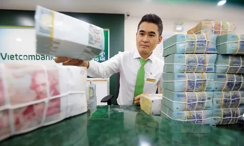 Kỷ lục 15 triệu tỷ đồng tiền gửi tại hệ thống ngân hàng