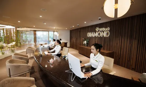 Khẳng định chuẩn mực ngân hàng ưu tiên, VPBank Diamond tiếp tục chinh phục giải thưởng quốc tế