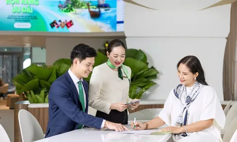 Khẳng định cam kết đồng hành cùng nữ doanh nhân, VPBank nhận giải thưởng quốc tế danh giá